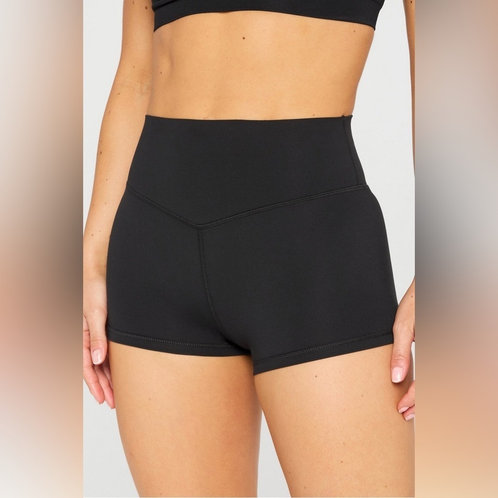 Fabletics black active set NWOT - image 6